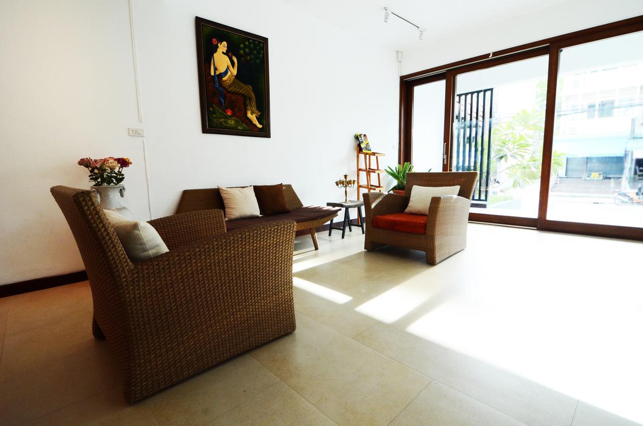 Lanna Thai Hostel Chiang Mai Exteriör bild